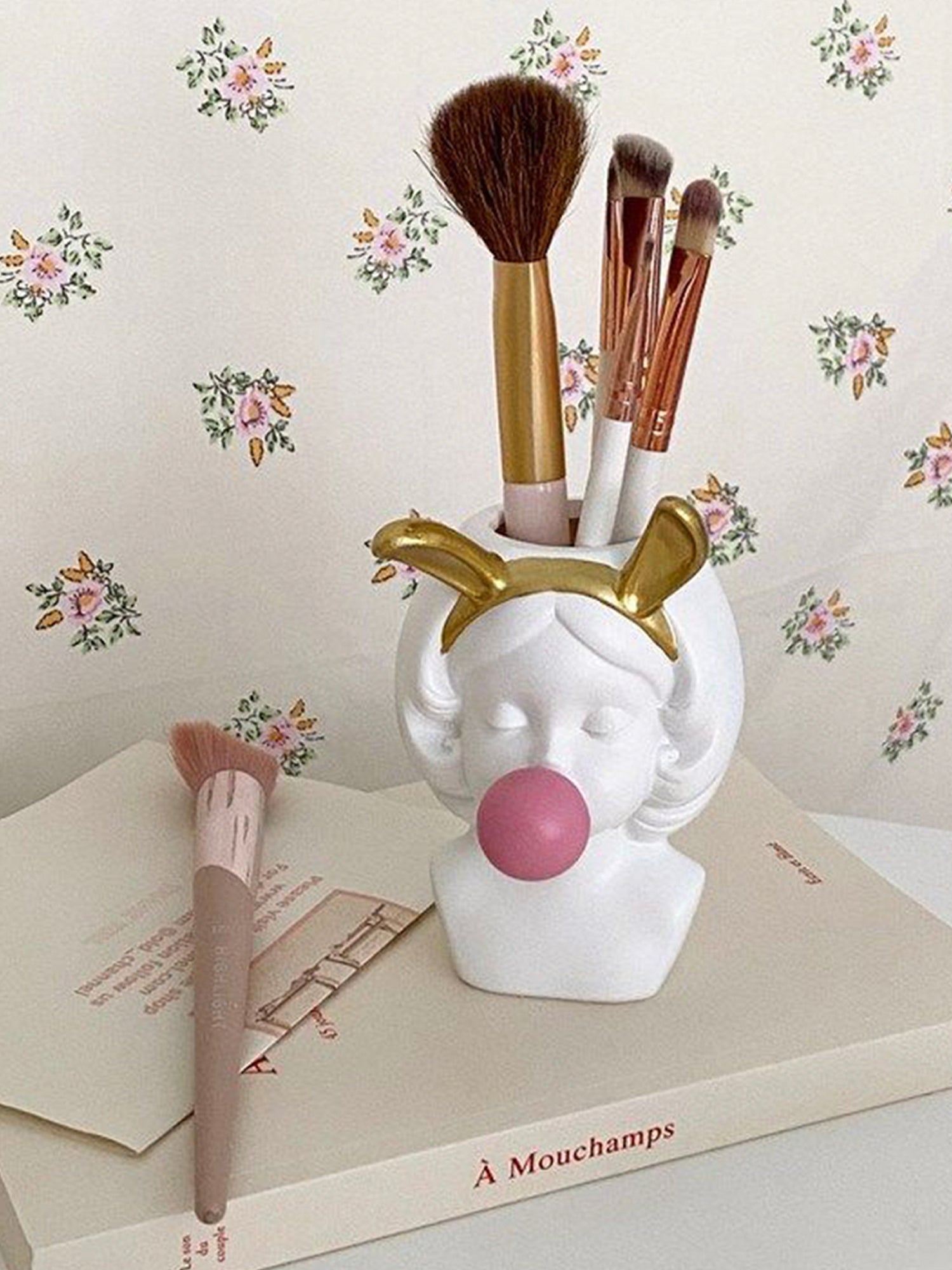 Makeup Brush Vase 