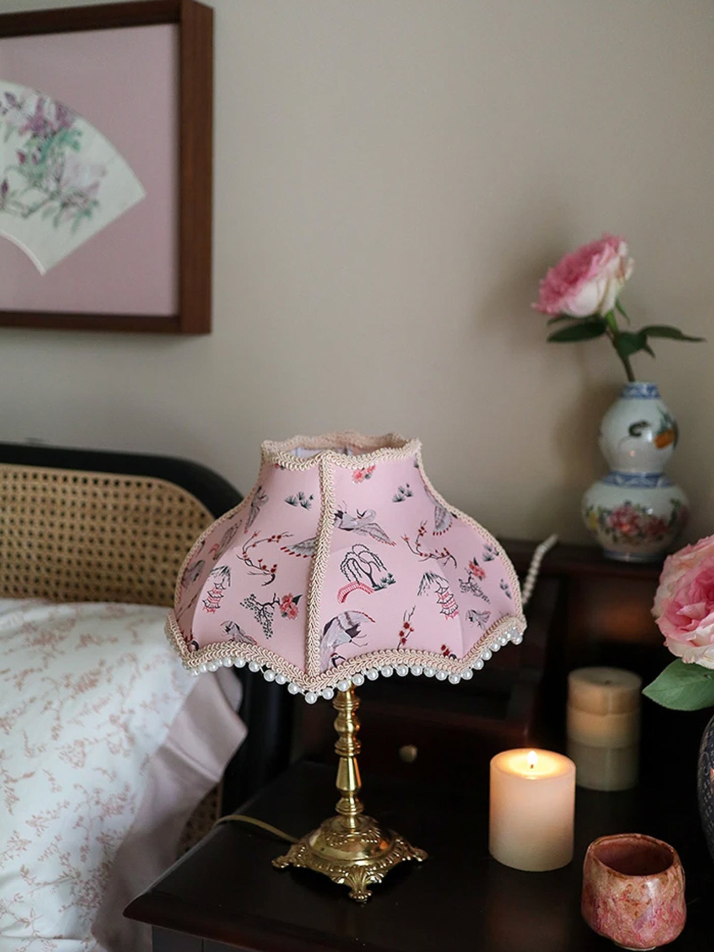 French Retro Pink Table Lamp