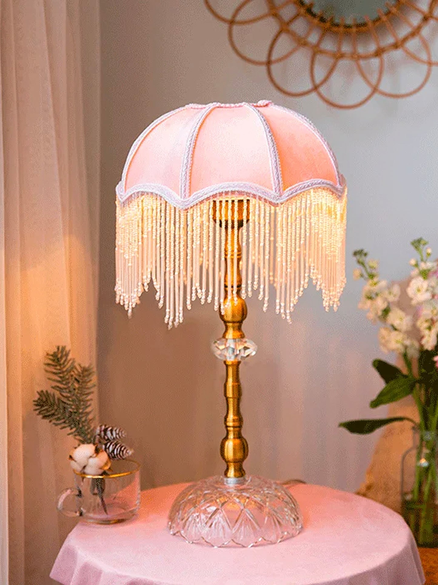 French Retro Pink Velvet Table Lamp