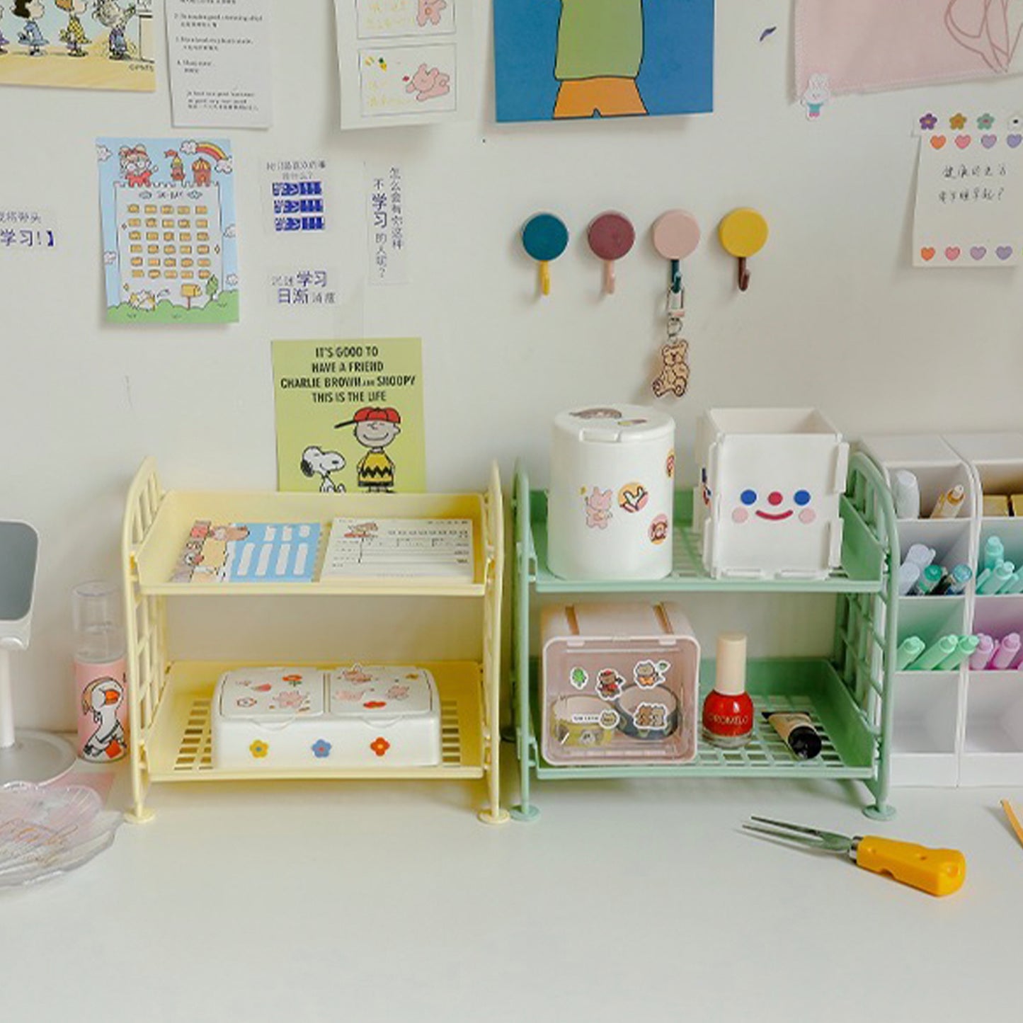 Plastic Desktop Shelf in 6 Colors