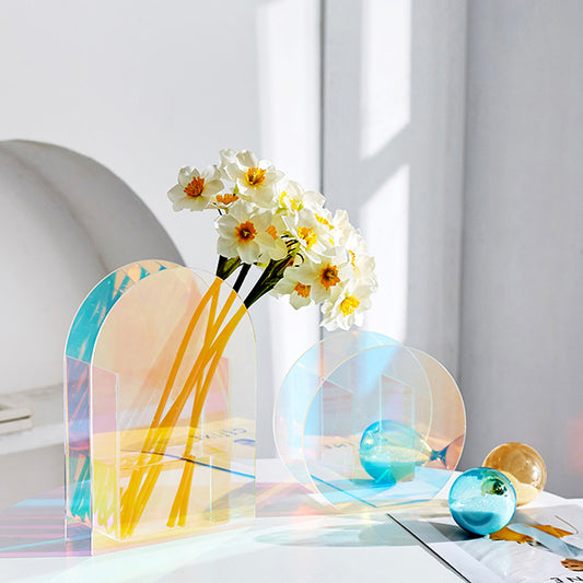 Geometric-shaped Acrylic Vase