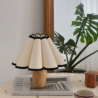 Korean Vintage Pleated Lamp